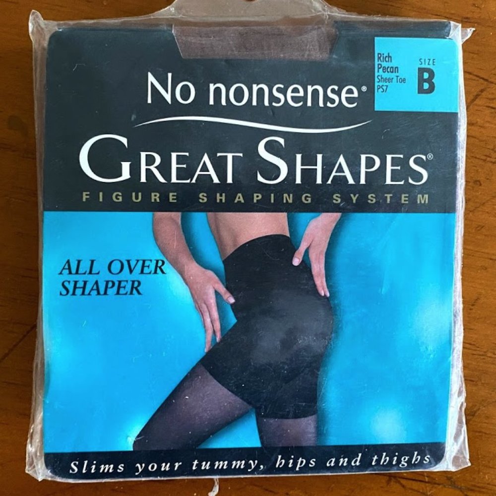 🌟 LAST CALL!!! 🌟 NWT! Great Shapes Rich Pecan Day Sheer Pantyhose